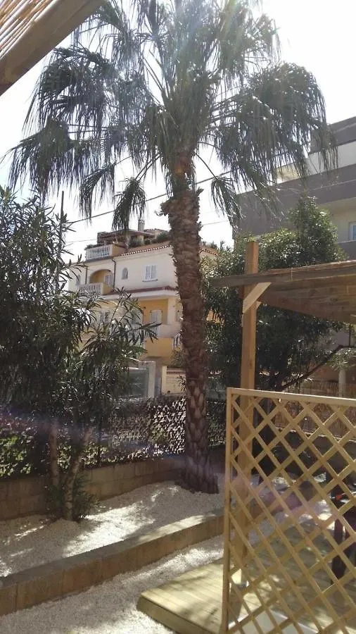 Appartamento Corallo1 . With Private Garden Olbia